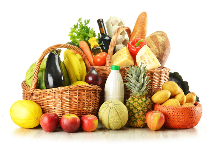 baskets_food_bottles_fruit_eggs_bread_wine_potatoes_pineapples_apples_melons_bananas.jpg